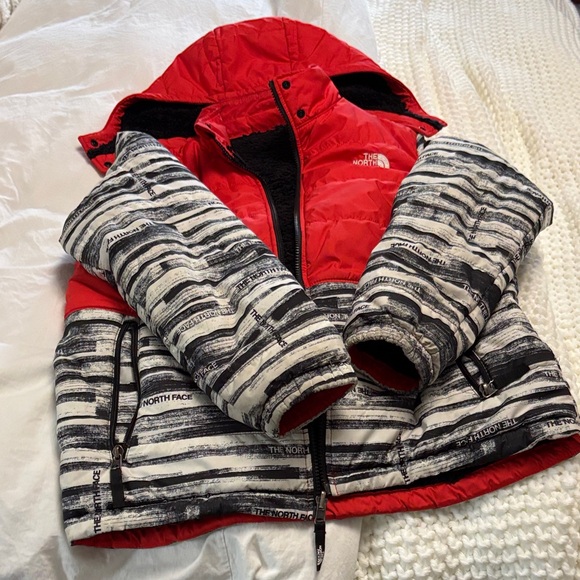 The North Face Kids Red and Black Striped Puffer Jacket reversible - Picture 1 of 6